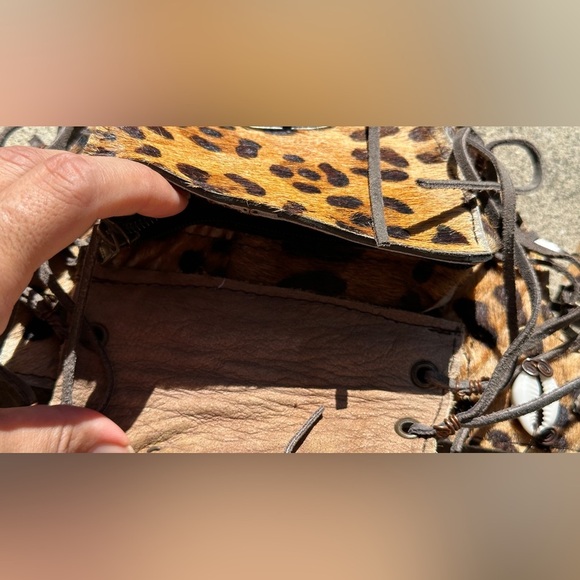 Unique Leopard Print Tribal 🐆 Fanny Pack Belt with copper & Shell accents, see! - Picture 7 of 12